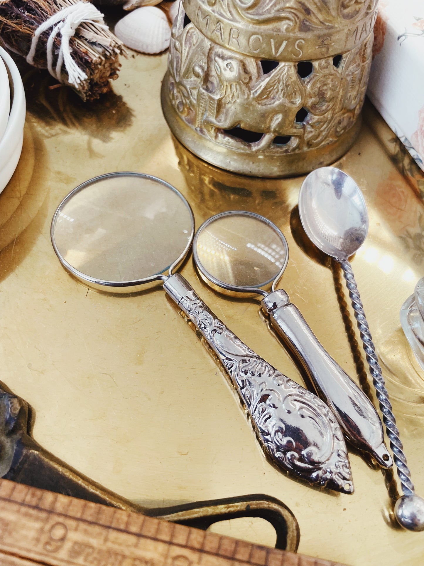 miniature magnifying glass