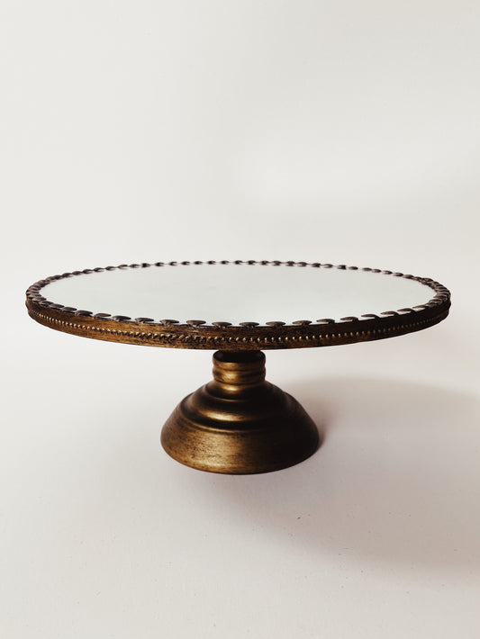 vintage-style mirror cake stand