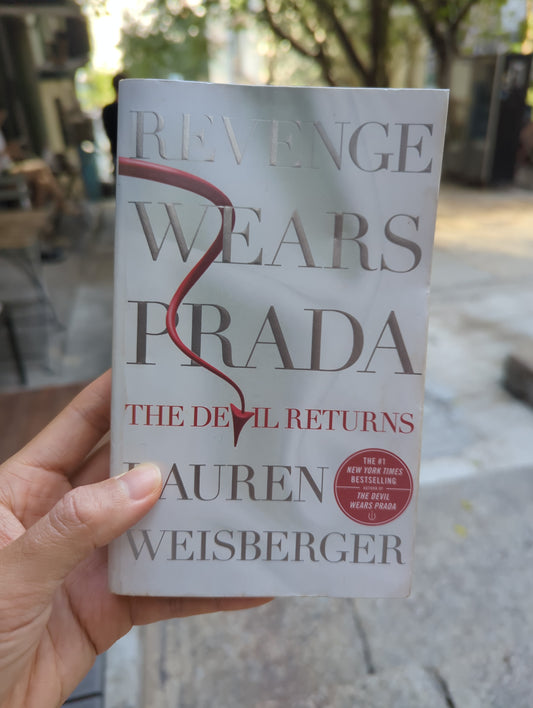 Revenge Wears Prada, Lauren Weisberger